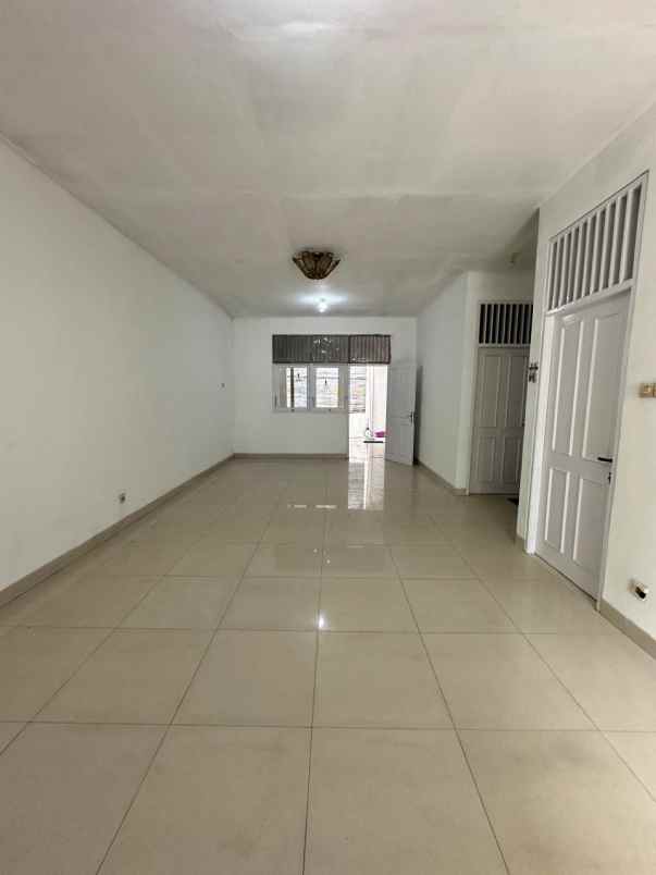 dijual rumah siap huni di taman gigi galaxy