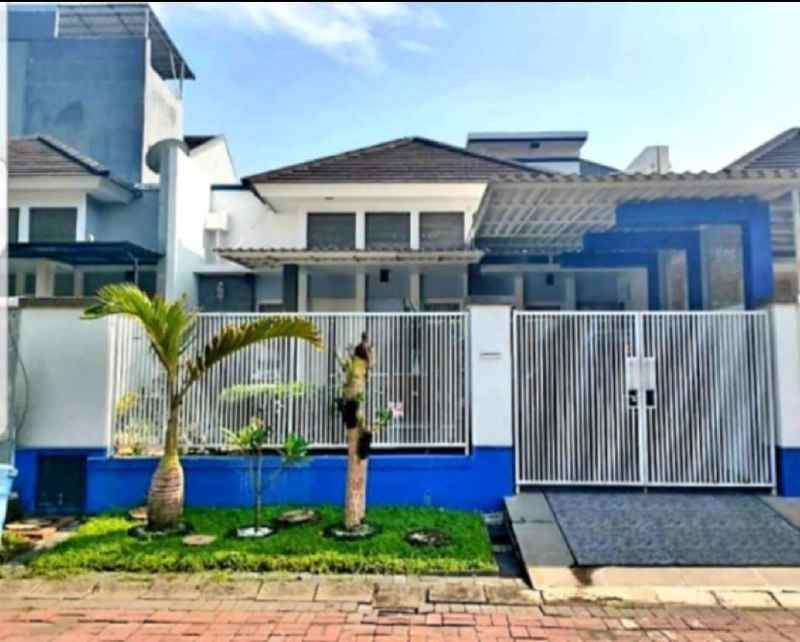 dijual rumah siap huni terawat alam galaxi surabaya