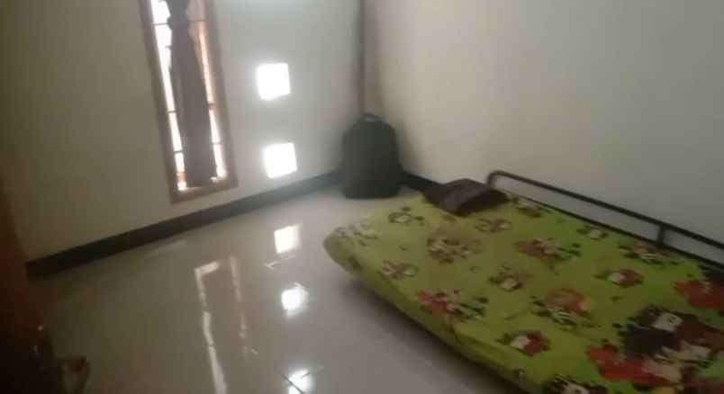 dijual rumah sidomoyo