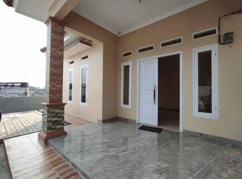 dijual rumah sip 185