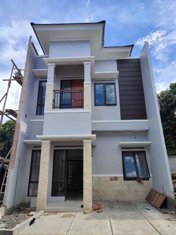 dijual rumah sip655