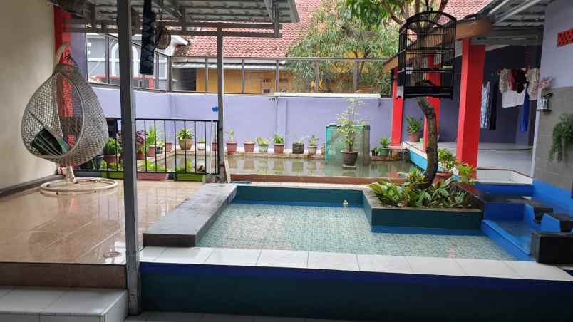 dijual rumah strategis