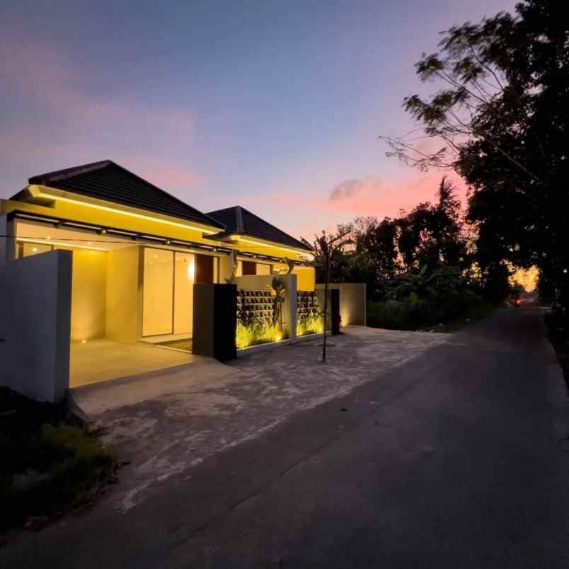 dijual rumah sumberharjo