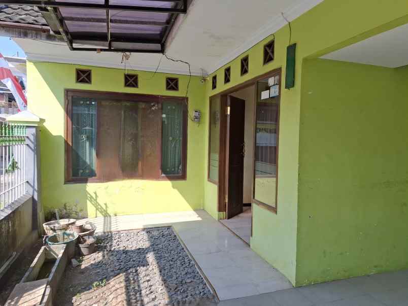 dijual rumah sumbersari