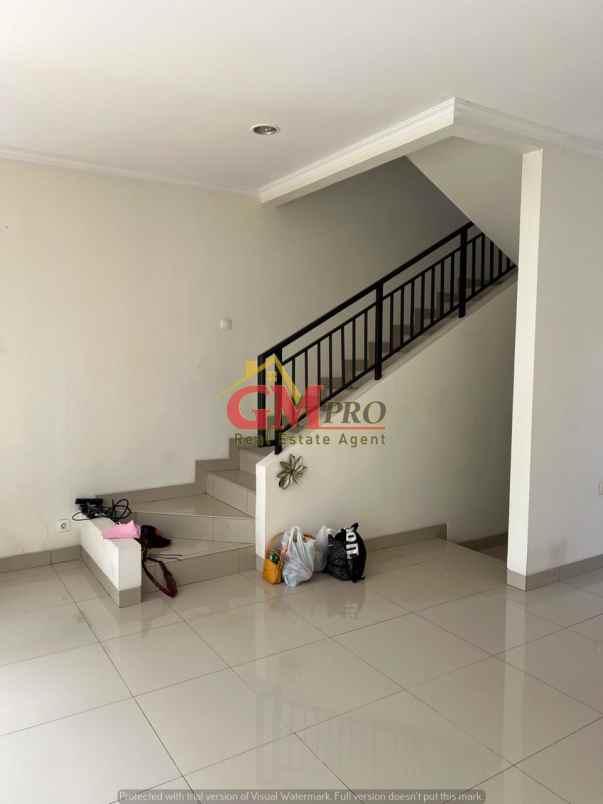 dijual rumah summarecon bandung