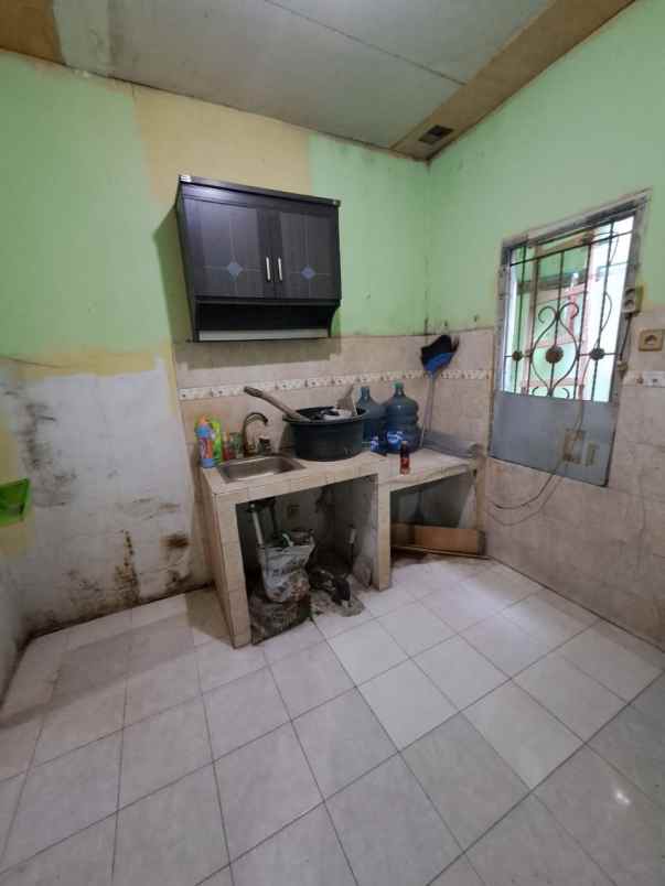 dijual rumah taman alamanda karangsatria