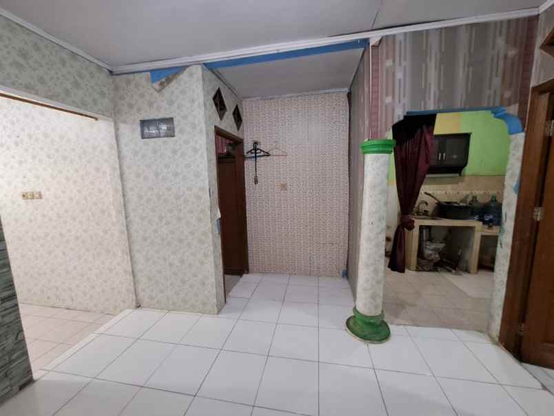 dijual rumah taman alamanda karangsatria