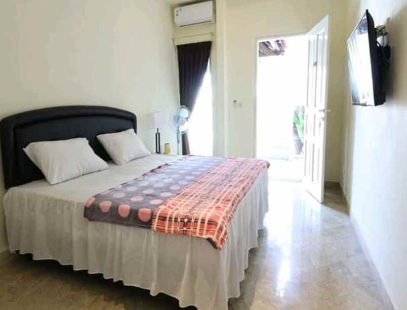 dijual rumah taman griya residence