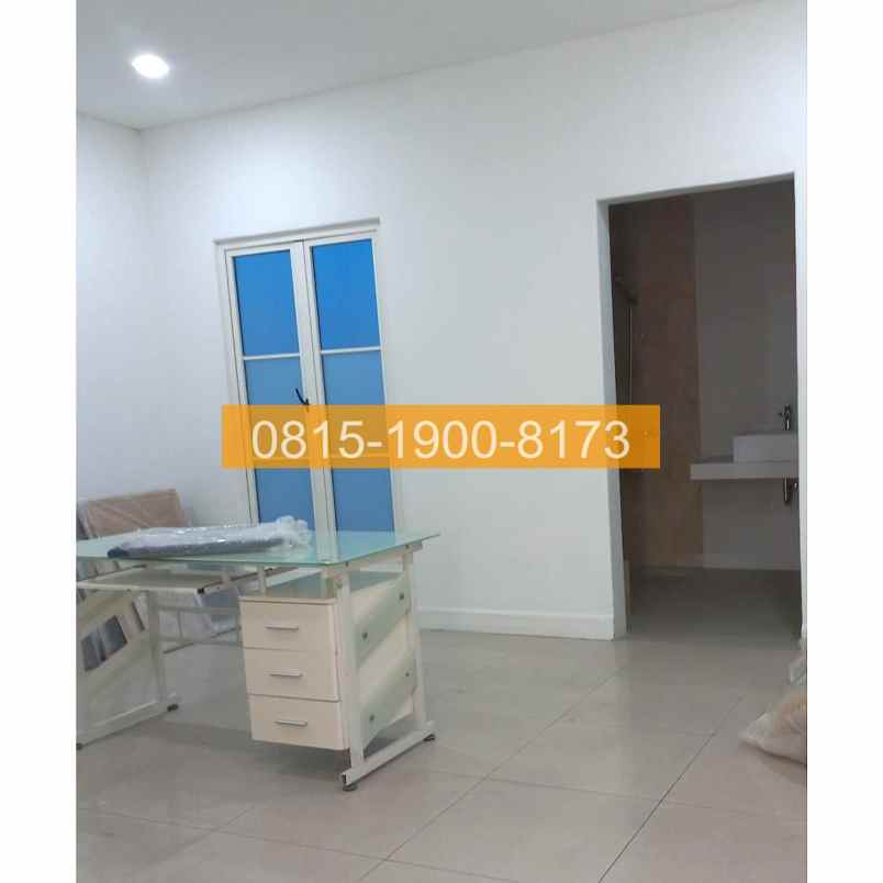 dijual rumah taman kebon jeruk blok aa5