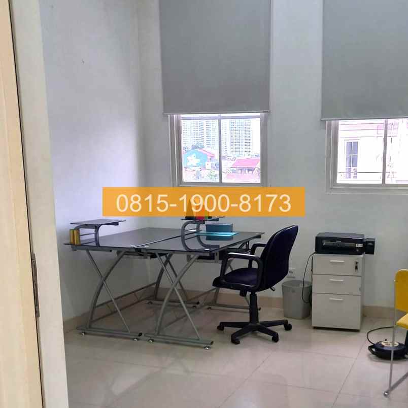 dijual rumah taman kebon jeruk blok aa5