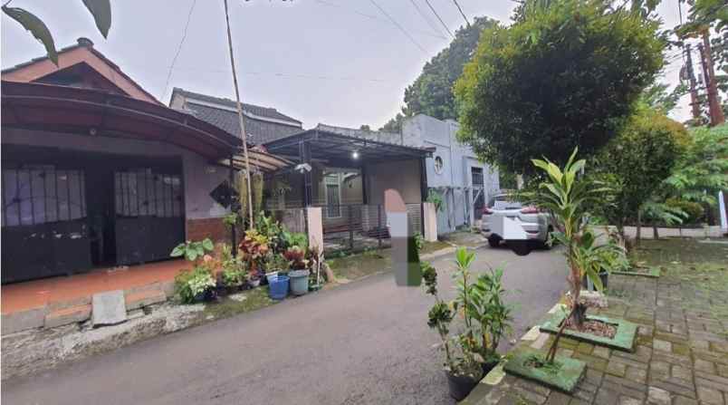 dijual rumah taman kenari bogor