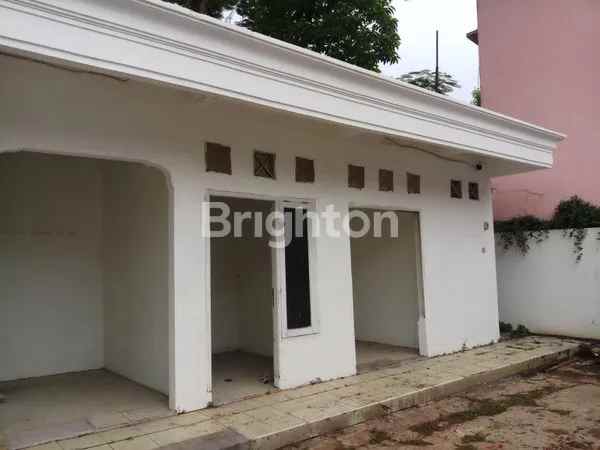 dijual rumah taman kenari nusantara