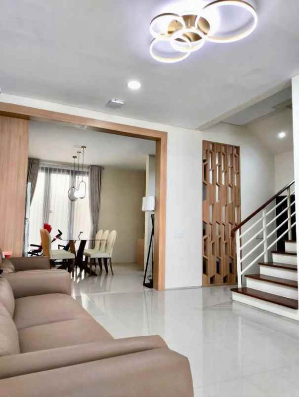 dijual rumah taman puspa raya tpr citraland