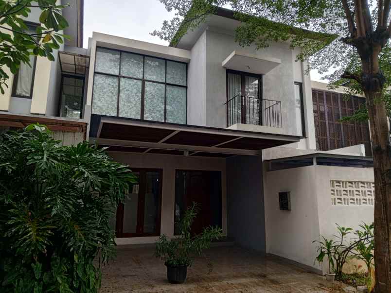 dijual rumah tamarin lane residence