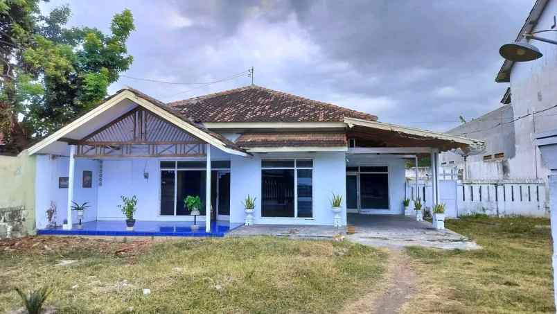 dijual rumah tanah di pusat kota banyuwangi