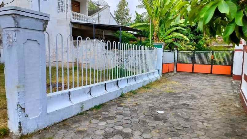 dijual rumah tanah di pusat kota banyuwangi