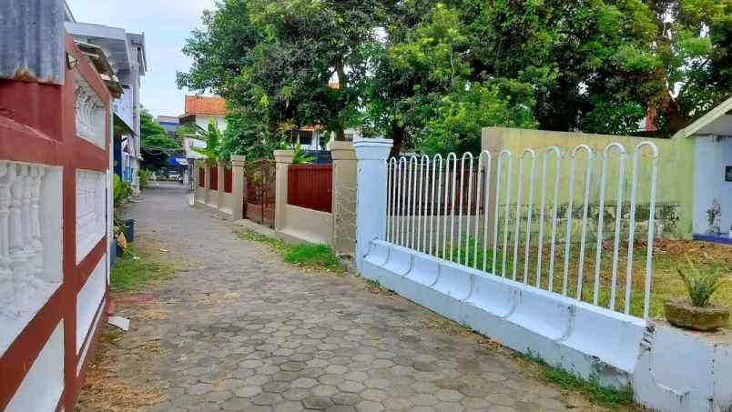 dijual rumah tanah di pusat kota banyuwangi