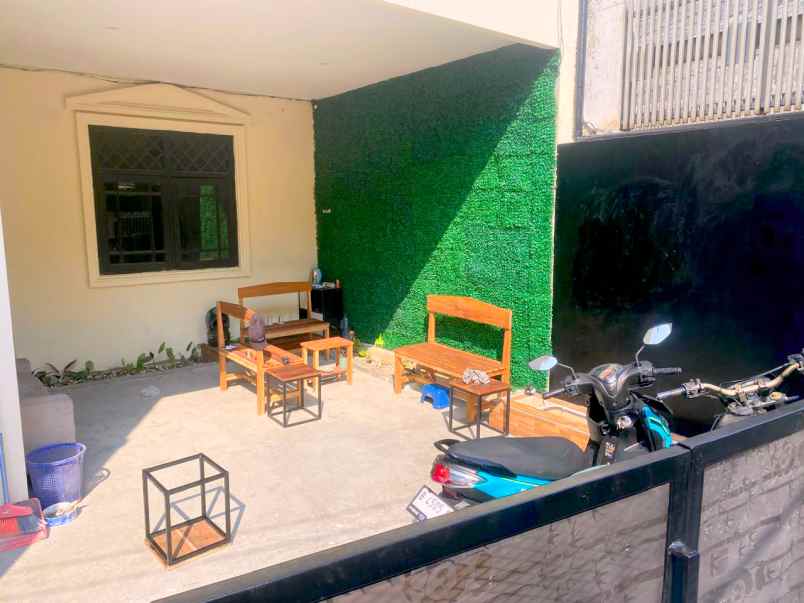 dijual rumah tinggal rumah usaha 10 pintu kosan di