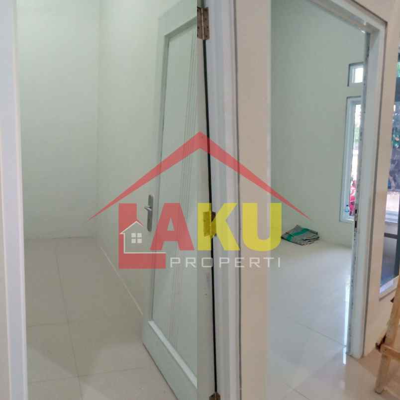 dijual rumah ungaran barat