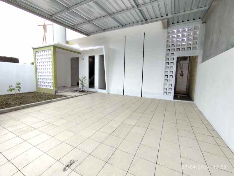 dijual rumah wedomartani