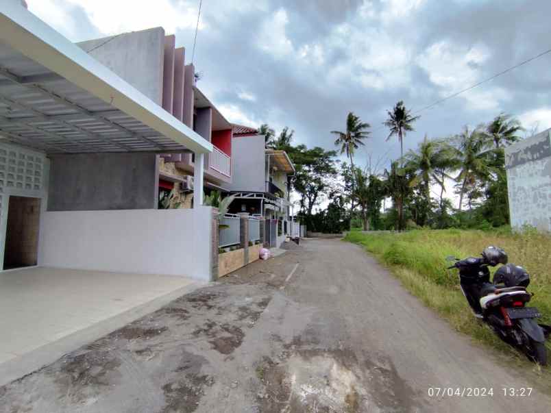 dijual rumah wedomartani