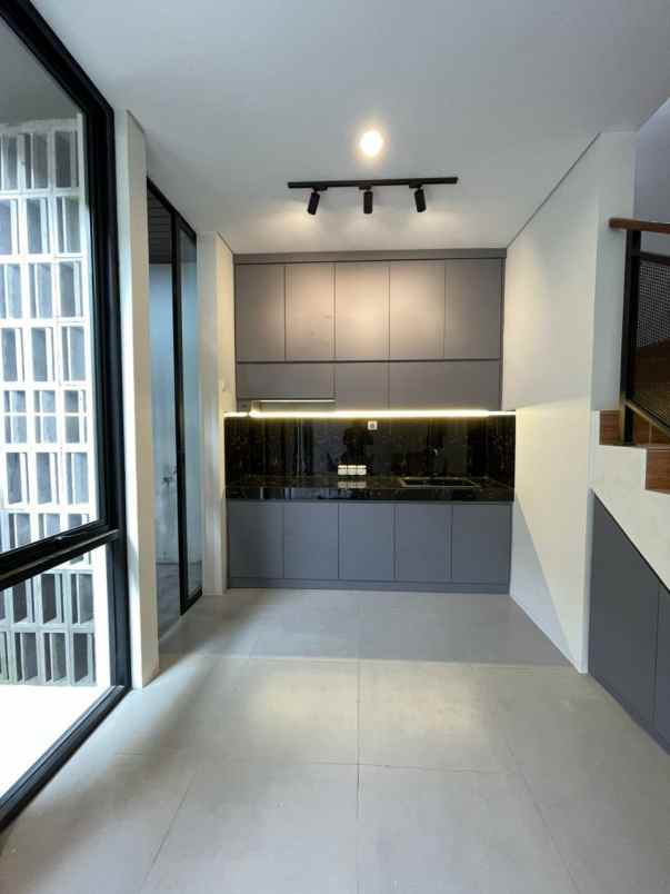 dijual rumah wedomartani ngemplak