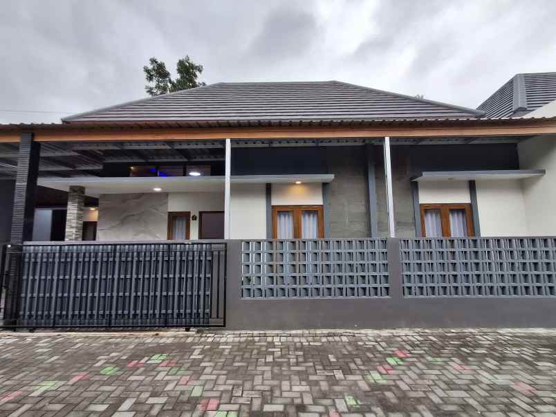 dijual rumah widodomartani ngemplak sleman