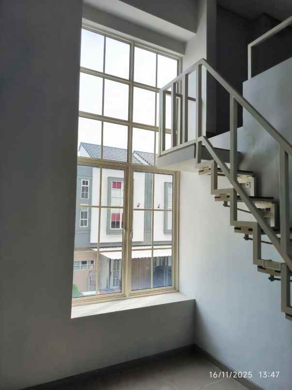 dijual rumah wisata bukit mas