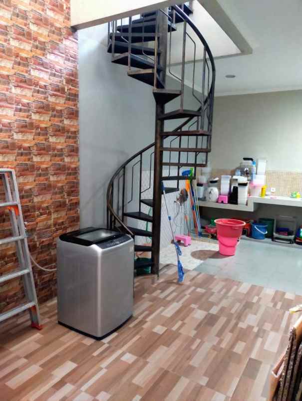 dijual rumah wisata bukit mas palais de