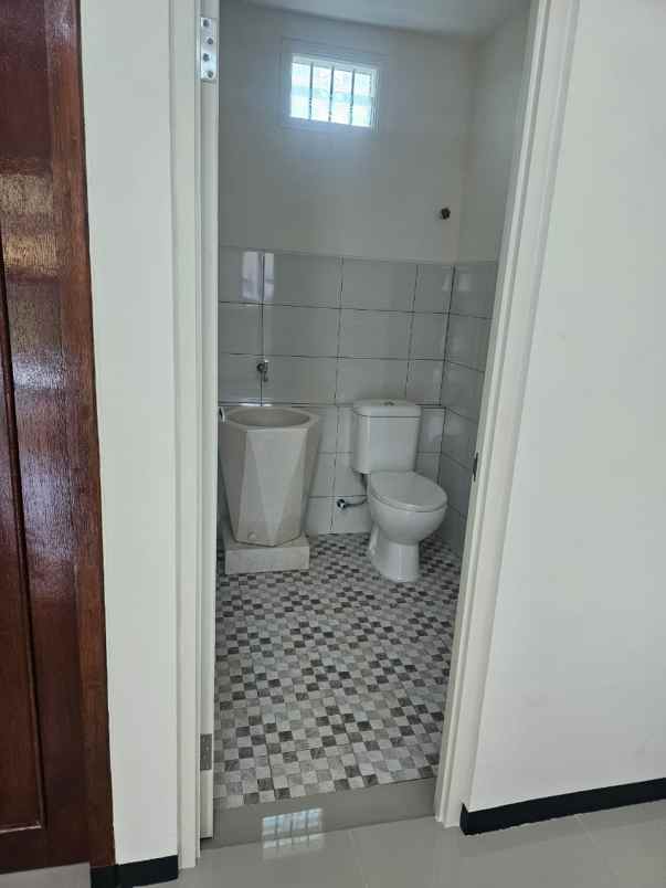 dijual rumah wisma bungurasih