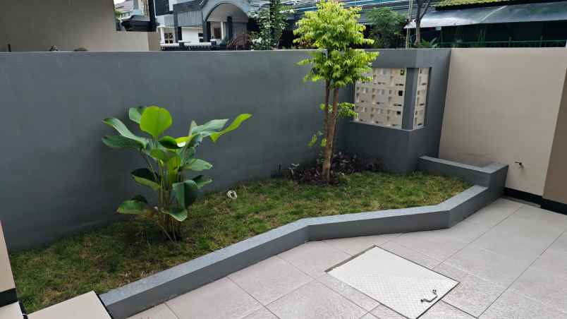 dijual rumah wisma bungurasih