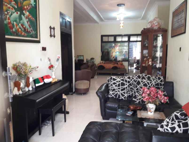 dijual rumah wisma gunung anyar tengah