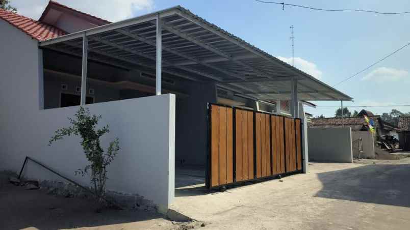 dijual rumah wonolelo widodomartani