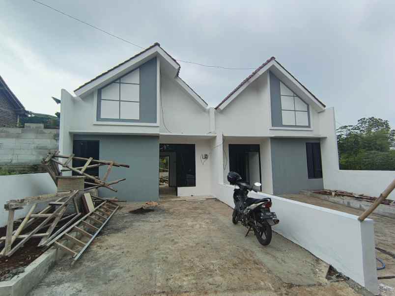 dijual rumah wonolopo