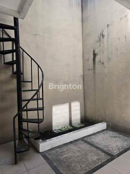 dijual rumah wonorejo permai