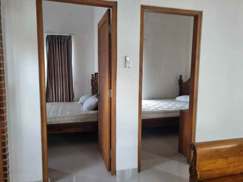 dijual rumah wringinputih