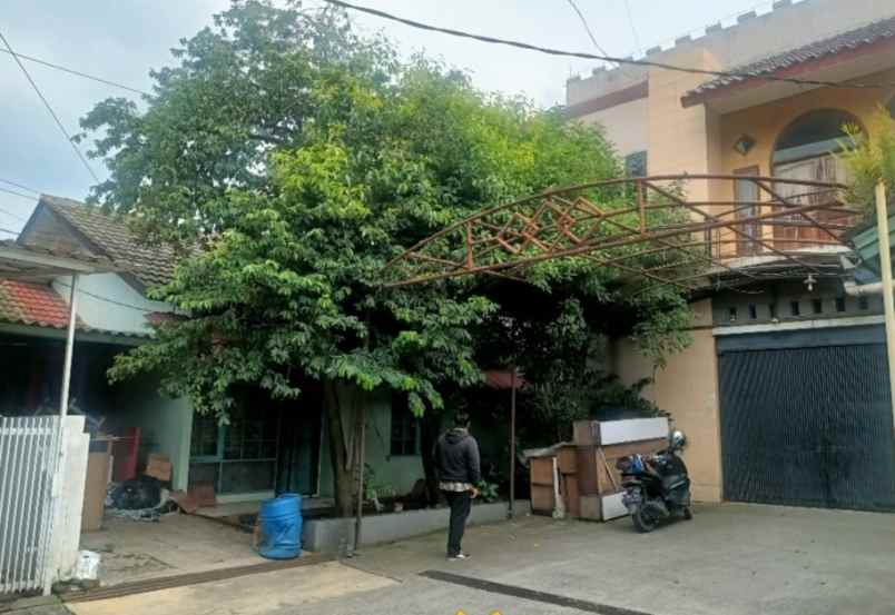 dijual sangat murah rumah di taman kopo indah 2