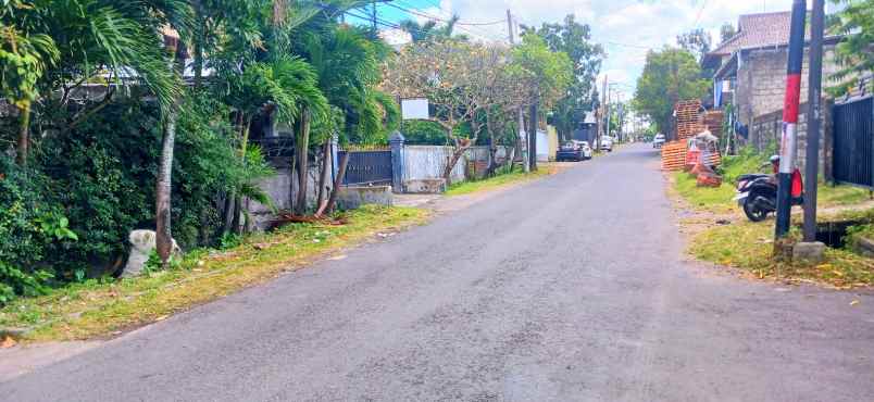 dijual tanah 752 m2 di muding gatsu barat bali