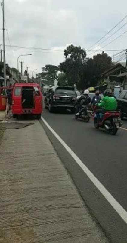 dijual tanah jalan raya selakopi desa