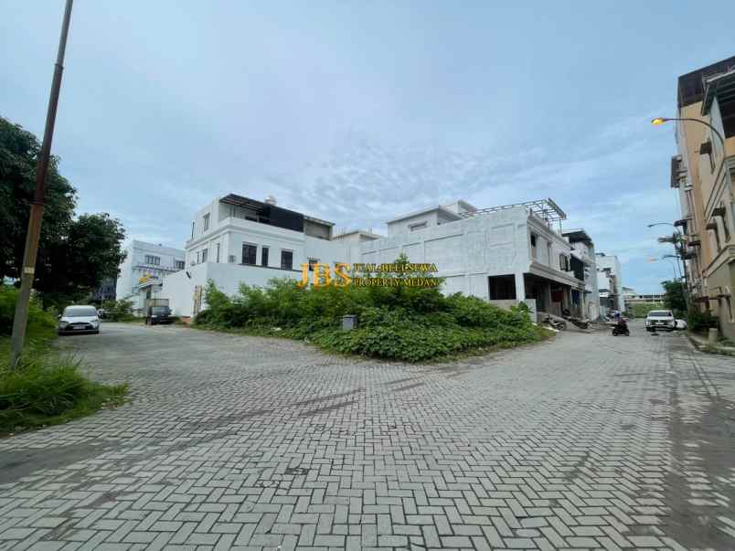 dijual tanah komplek cemara asri