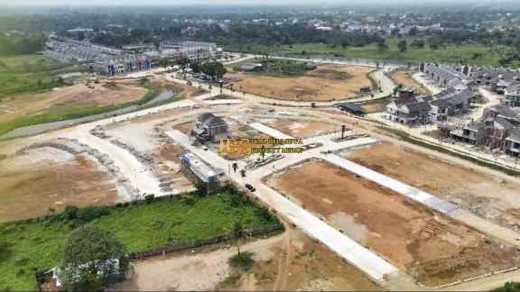 dijual tanah kosong di jalan petunia raya namu gajah