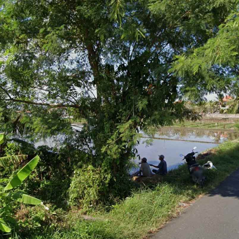 dijual tanah pantai kelating