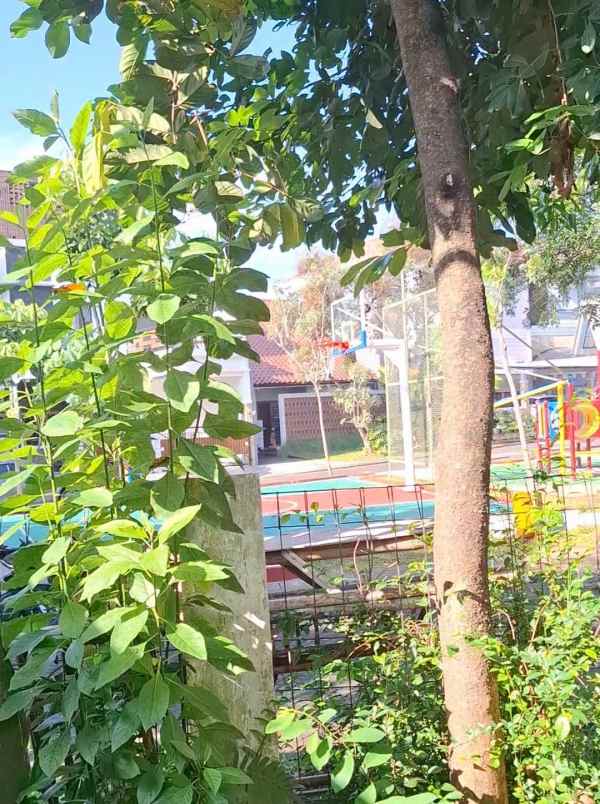 dijual tanah raffles hills cibubur