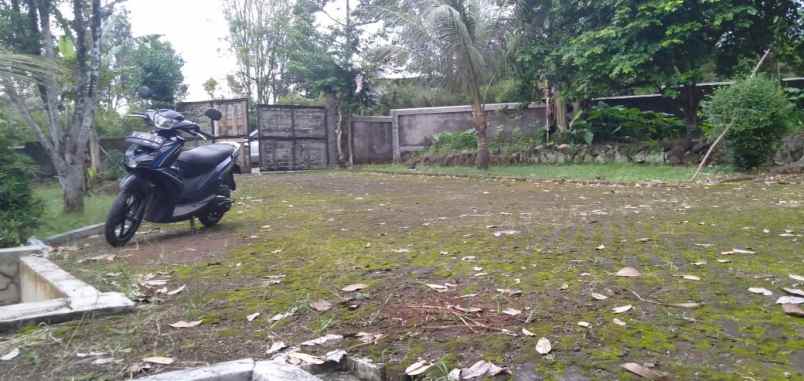 dijual villa desa bunihayu kecamatan