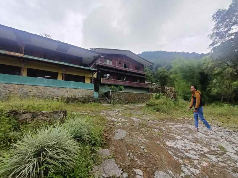 dijual villa gunung pancar babakan madang