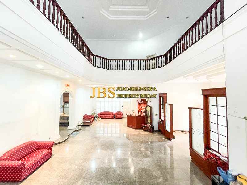 dijual villa jalan multatuli