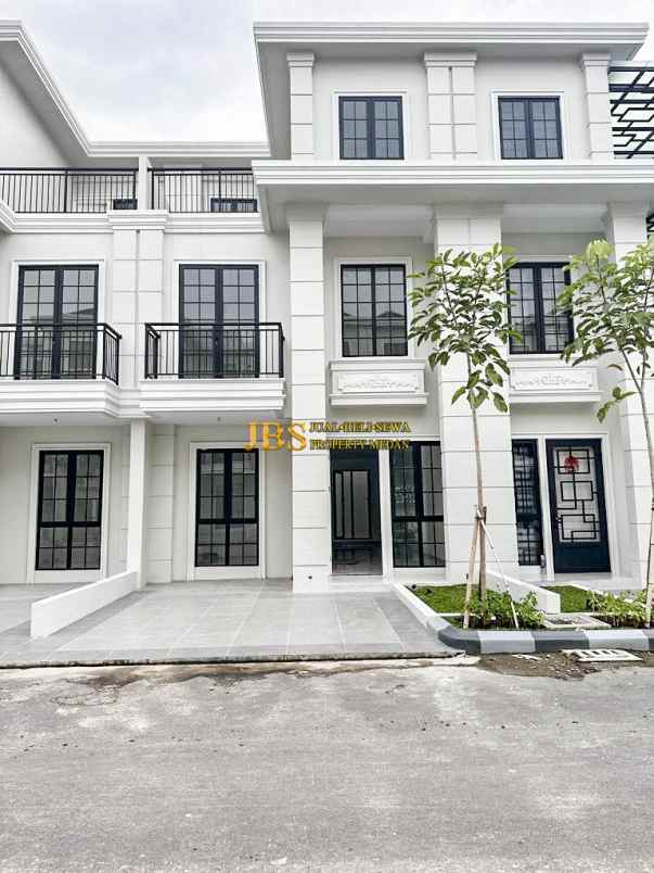 dijual villa komplek jewel park jalan