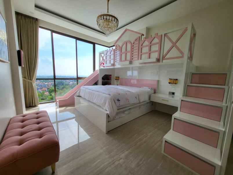 dijual villa mewah lokasi jimbaran bali