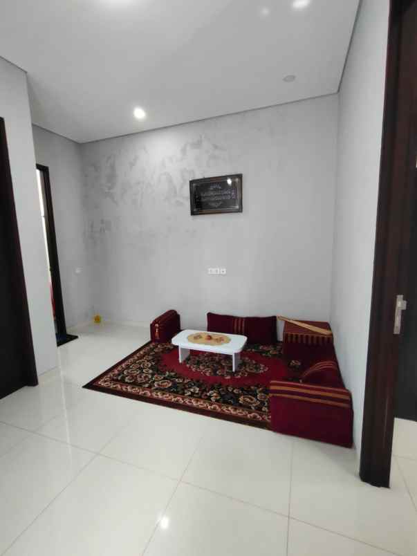 dijual villa oro oro ombo
