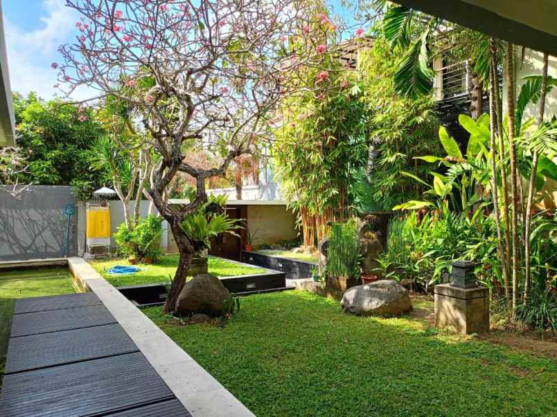 dijual villa view pantai jimbaran airport di bali